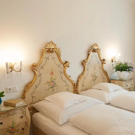 Hotel Austria Classic Wolfinger - Hauptplatz
