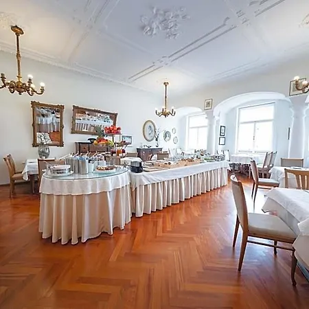 Austria Classic Wolfinger - Hauptplatz