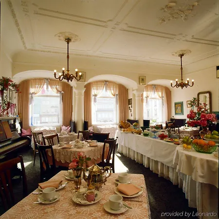 Austria Classic Wolfinger - Hauptplatz Hotell 3*