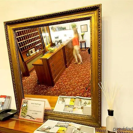 Austria Classic Wolfinger - Hauptplatz Hotel 3*