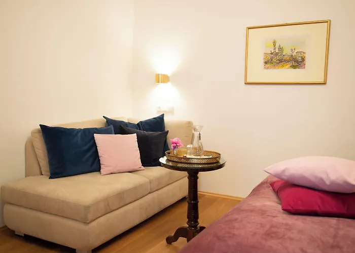 Austria Classic Wolfinger - Hauptplatz 3*